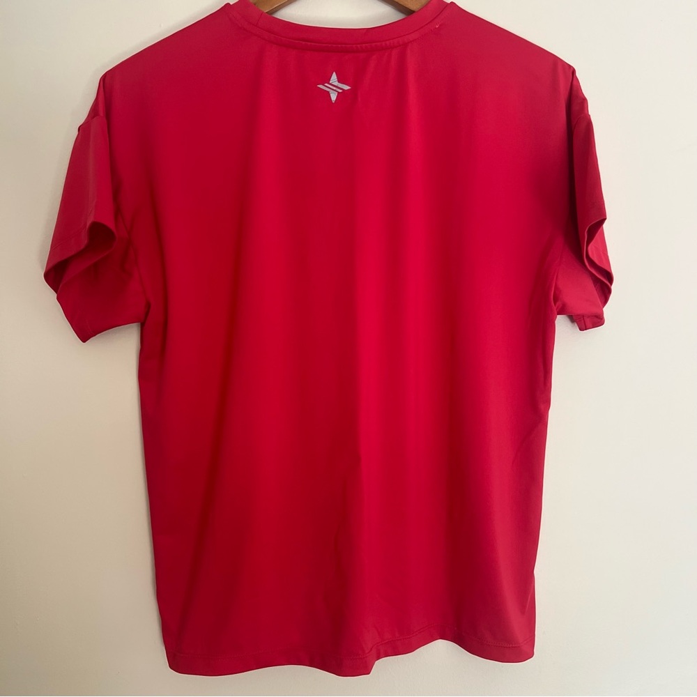 Tuckernuck Women’s Magenta Pink Short Sleeve Tee Size Small - Picture 5 of 6